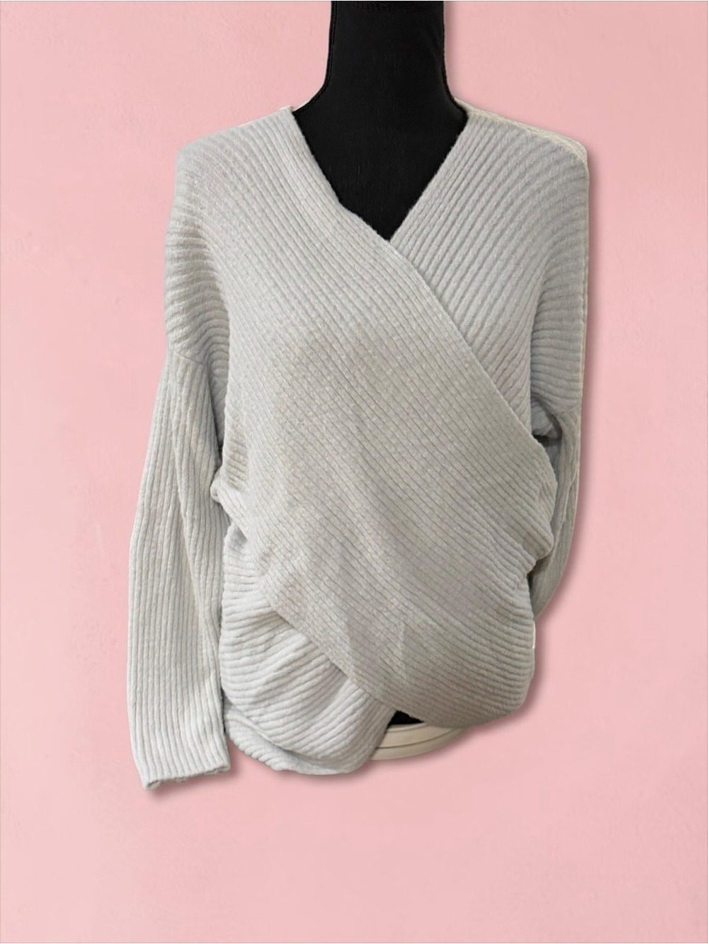 Express Light Gray Ribbed Wrap V-Neck Sweater - Medium